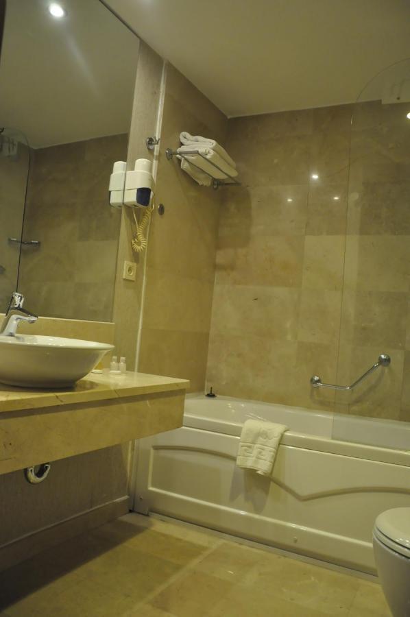 Happy Inn Gebze Hotel Ngoại thất bức ảnh
